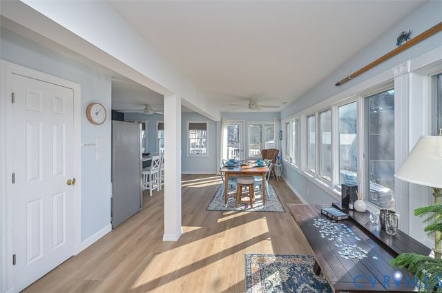 402 Riverside Dr, Deltaville, VA 23043