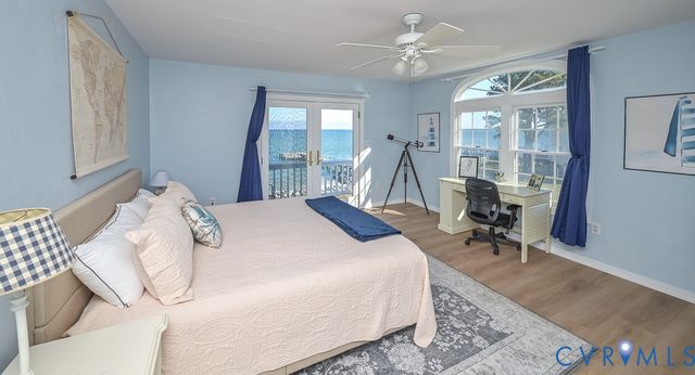 402 Riverside Dr, Deltaville, VA 23043