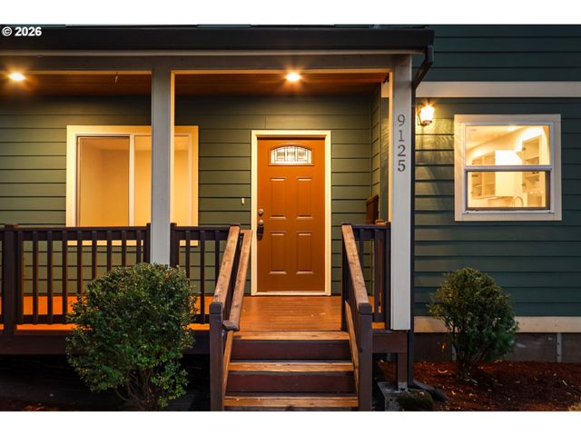 9125 N GENEVA Ave, Portland, OR 97203
