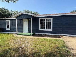 5586 Pinson Street, Fort Worth, TX 76119