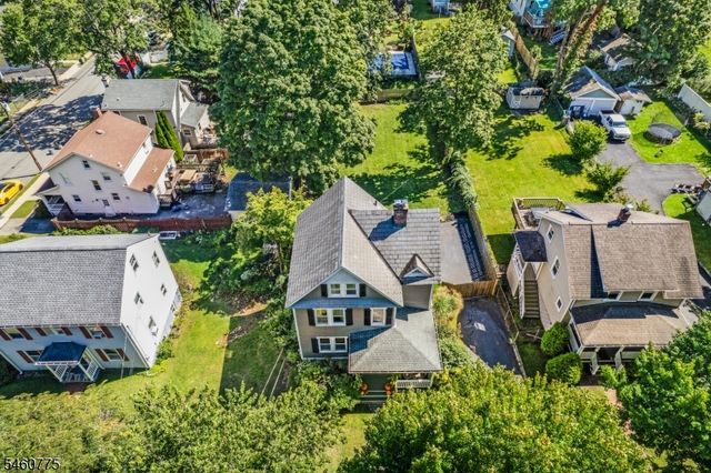 15 Lake Rd, Morristown Town, NJ 07960