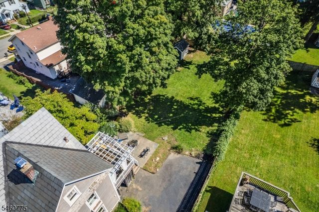 15 Lake Rd, Morristown Town, NJ 07960