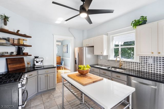 15 Lake Rd, Morristown Town, NJ 07960