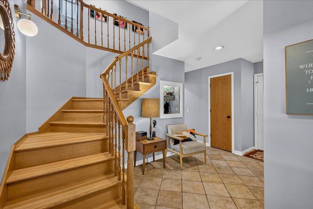 1416 Kings Lynn Road, Stoughton, WI 53589