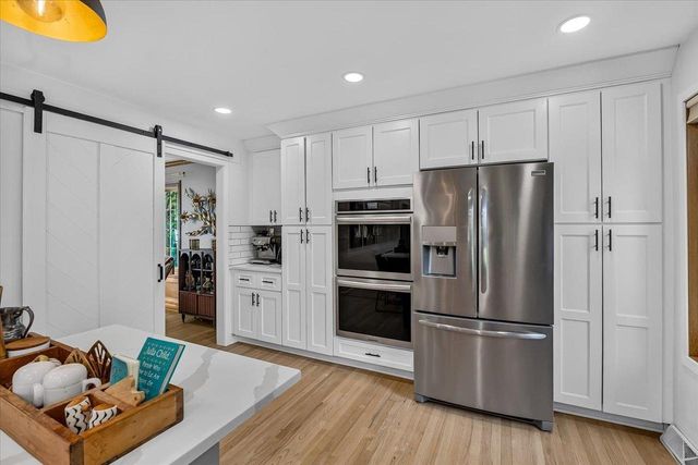 1416 Kings Lynn Road, Stoughton, WI 53589