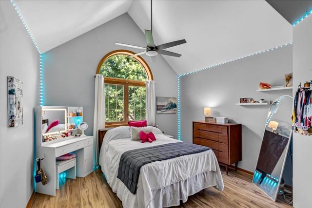 1416 Kings Lynn Road, Stoughton, WI 53589