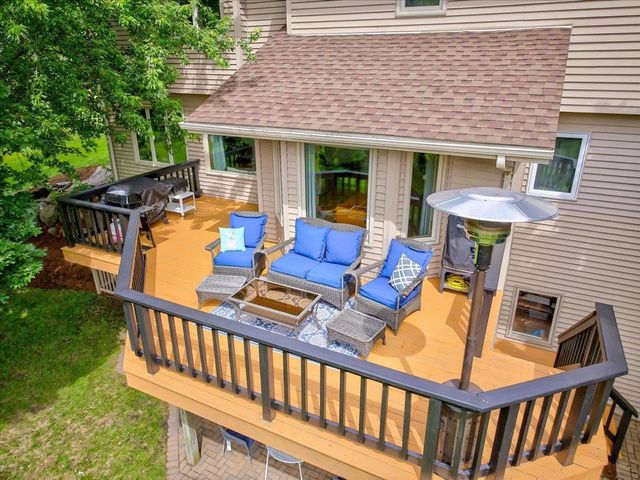 1416 Kings Lynn Road, Stoughton, WI 53589
