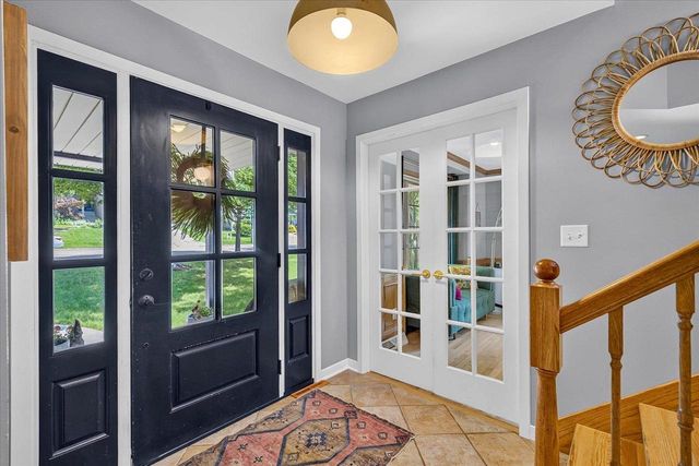 1416 Kings Lynn Road, Stoughton, WI 53589