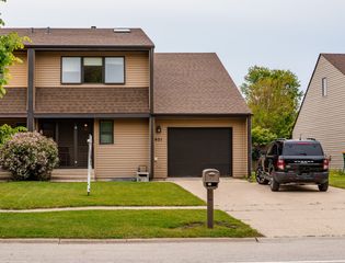 601 S Raven Road, Shorewood, IL 60404