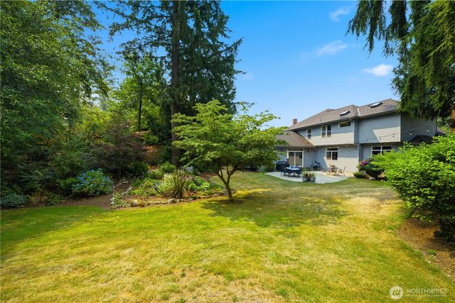 7416 245th Way NE, Redmond, WA 98053