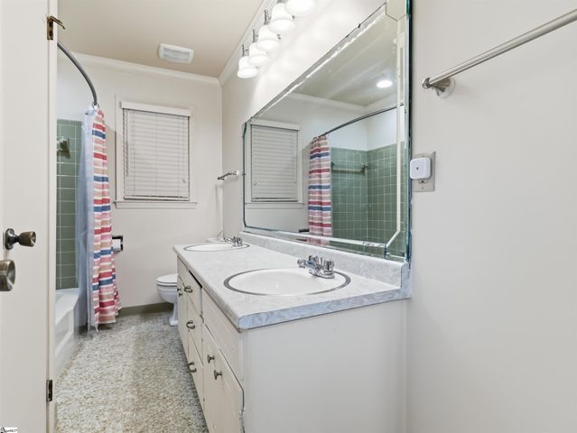 111 Merri Lane, Easley, SC 29642