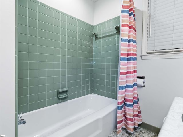 111 Merri Lane, Easley, SC 29642