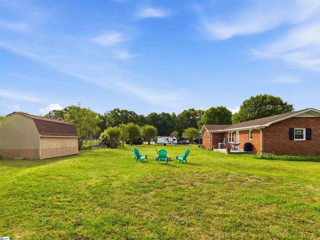 111 Merri Lane, Easley, SC 29642