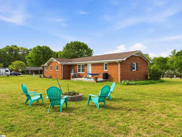 111 Merri Lane, Easley, SC 29642