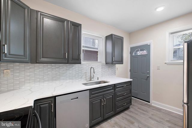 834 N PINE ST, Wilmington, DE 19801