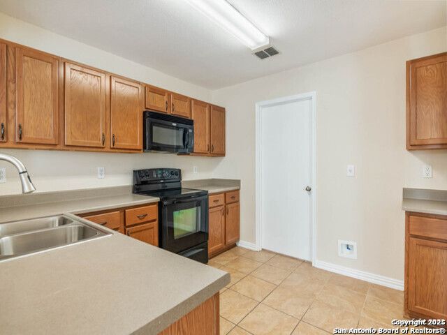 12226 Autumn Cherry, San Antonio, TX 78254