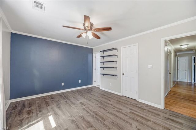 4300 Lumberjack DR, Virginia Beach, VA 23462