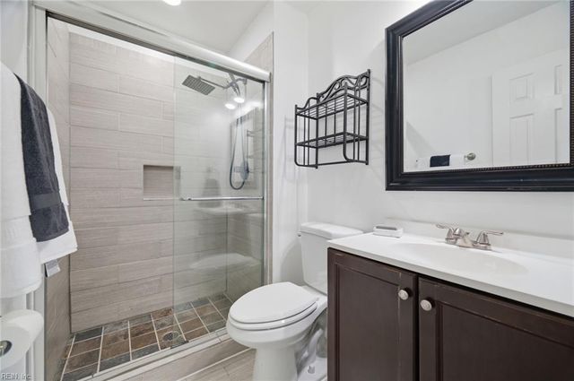 4300 Lumberjack DR, Virginia Beach, VA 23462
