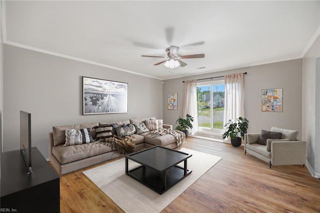 4300 Lumberjack DR, Virginia Beach, VA 23462