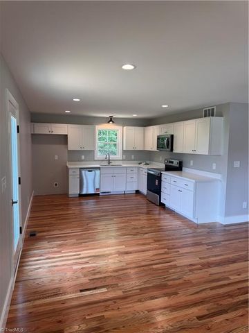 183 Meadow Run Lane, Lexington, NC 27292