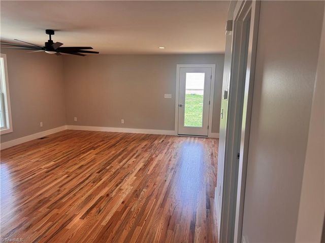 183 Meadow Run Lane, Lexington, NC 27292