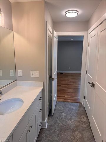 183 Meadow Run Lane, Lexington, NC 27292