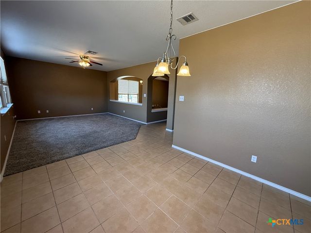 5009 Bridgewood Drive, Killeen, TX 76549