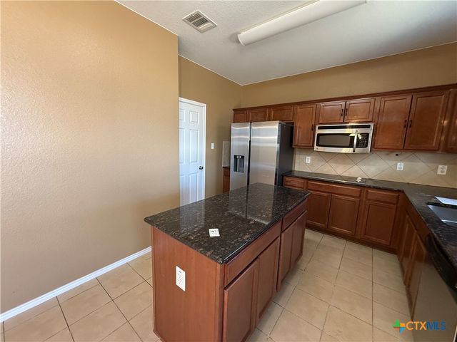 5009 Bridgewood Drive, Killeen, TX 76549