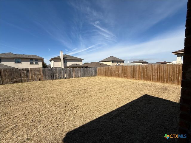 5009 Bridgewood Drive, Killeen, TX 76549