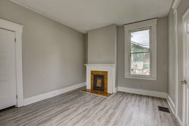 1107 John Street, Covington, KY 41016