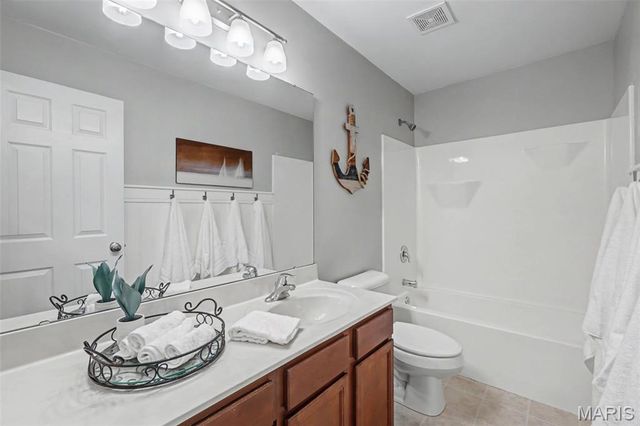 130 Riverdale Woods Circle, O'fallon, MO 63366