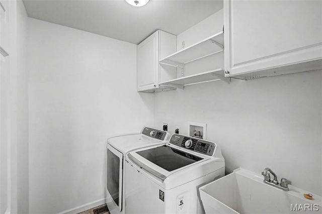 130 Riverdale Woods Circle, O'fallon, MO 63366