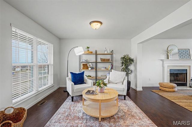 130 Riverdale Woods Circle, O'fallon, MO 63366