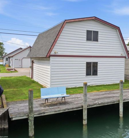 8622 Anchor Bay Drive, Clay Twp, MI 48001