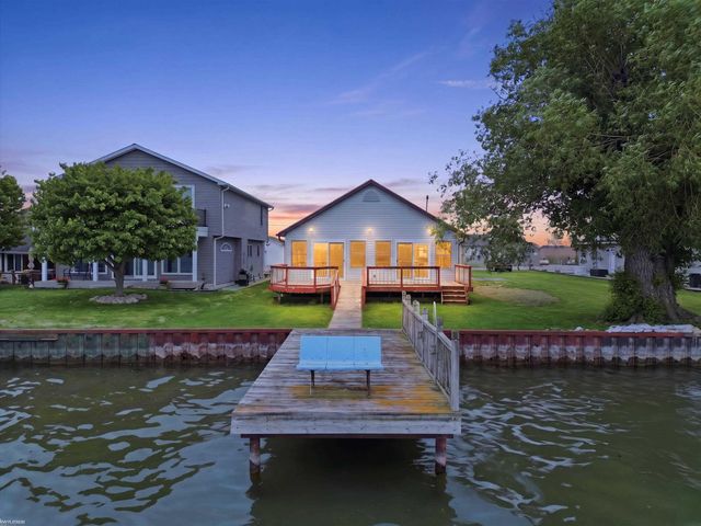 8622 Anchor Bay Drive, Clay Twp, MI 48001