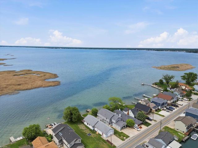 8622 Anchor Bay Drive, Clay Twp, MI 48001