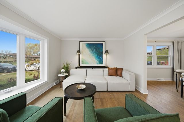 7725 Sawyer Road, Darien, IL 60561