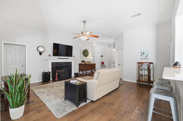 3200 Peakview Drive, Corinth, TX 76210