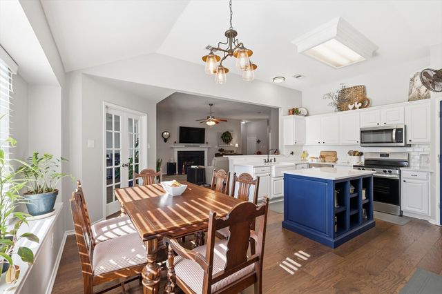 3200 Peakview Drive, Corinth, TX 76210