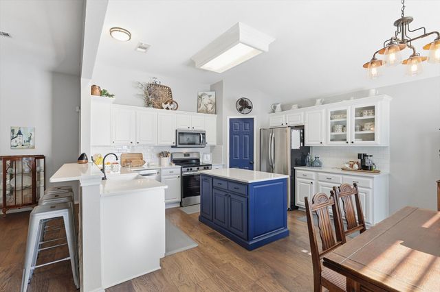 3200 Peakview Drive, Corinth, TX 76210