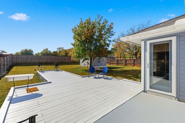 3200 Peakview Drive, Corinth, TX 76210