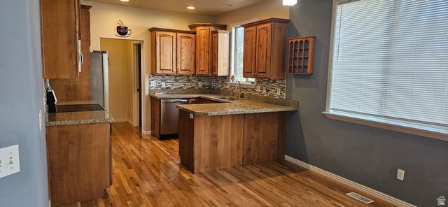 807 E WHISPER COVE RD, Sandy, UT 84094