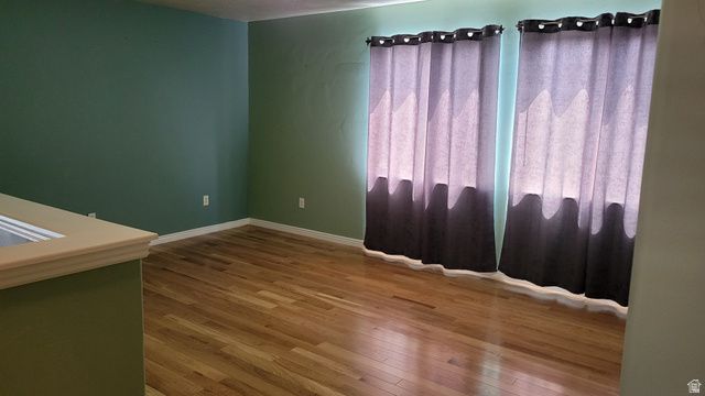 807 E WHISPER COVE RD, Sandy, UT 84094