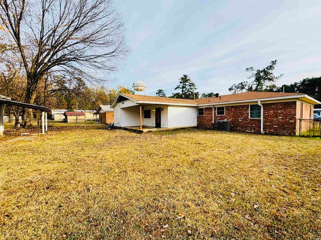 907 Seahorn Street, Gurdon, AR 71743