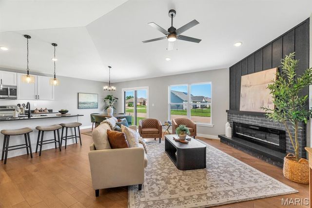 5 Tether Court, Hamel, IL 62046