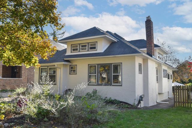 5721 Washington BOULEVARD, Milwaukee, WI 53208