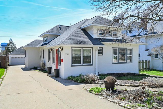 5721 Washington BOULEVARD, Milwaukee, WI 53208