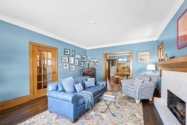 5721 Washington BOULEVARD, Milwaukee, WI 53208