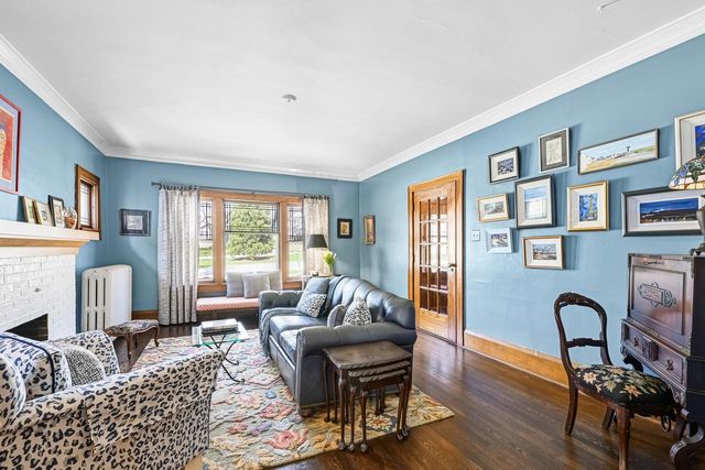 5721 Washington BOULEVARD, Milwaukee, WI 53208