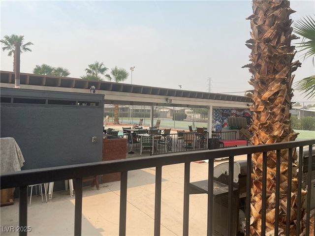 4641 Royal Ridge Boulevard, Las Vegas, NV 89103